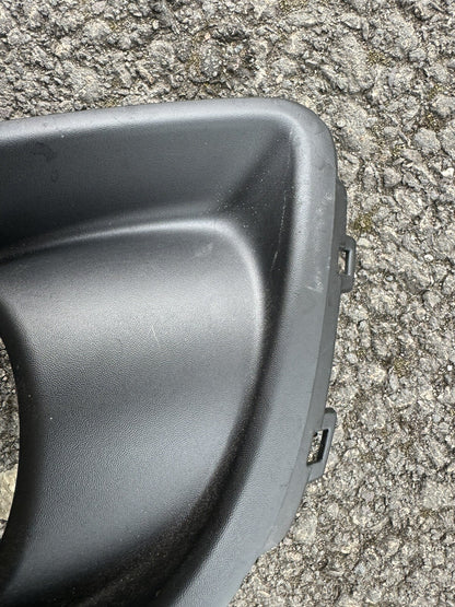 กระจังหน้าชิ้นล่าง ซ้าย แท้ RENAULT MEGANE MK3 2013-16 PASSENGER SIDE