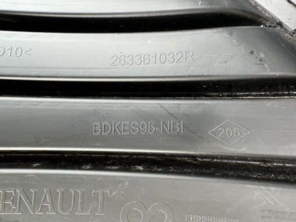 กระจังหน้าชิ้นล่าง ซ้าย แท้ RENAULT MEGANE MK3 2013-16 PASSENGER SIDE