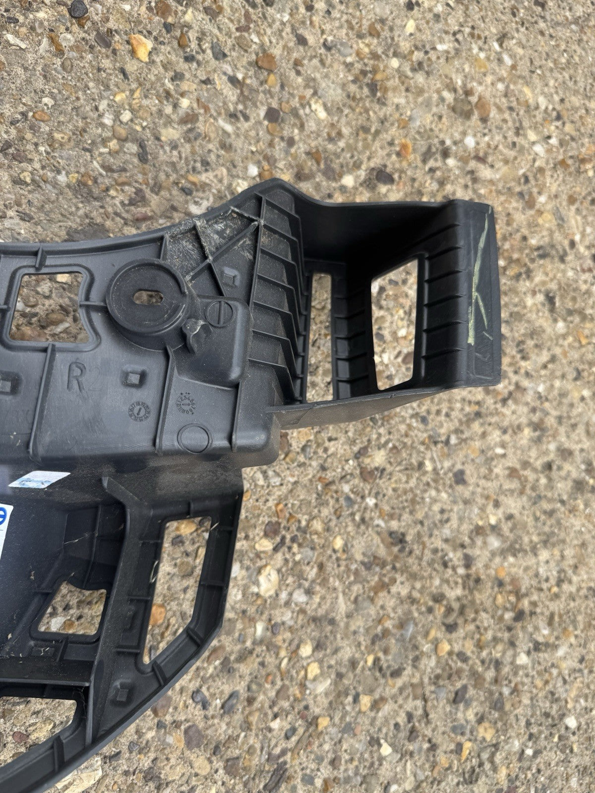 Vauxhall Grandland X 2018-On LH Passenger Rear Bumper Bracket YP00035780