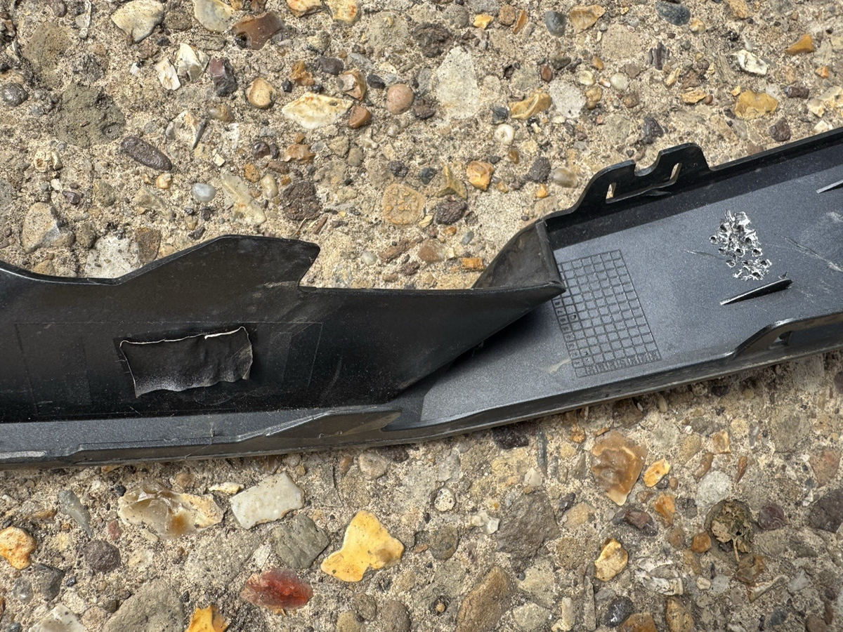 HYUNDAI KONA II N-LINE 2023- REAR LEFT BUMPER SPOILER STRIP 86691-HFAA0