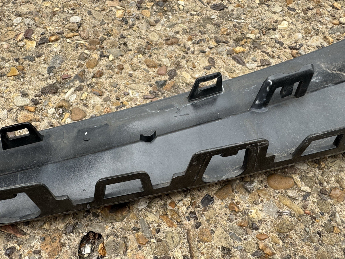 2019 ON MERCEDES EQC N293 FRONT BUMPER GRILL TRIM GENUINE A2938884100 REF C3W12