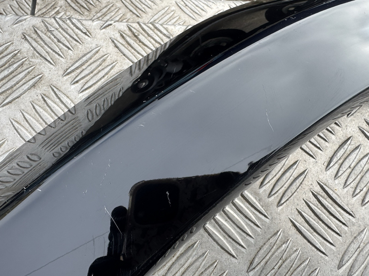 GENUINE LAND ROVER DEFENDER L663 REAR LEFT WHEEL ARCH TRIM L8B2-290E23-BB