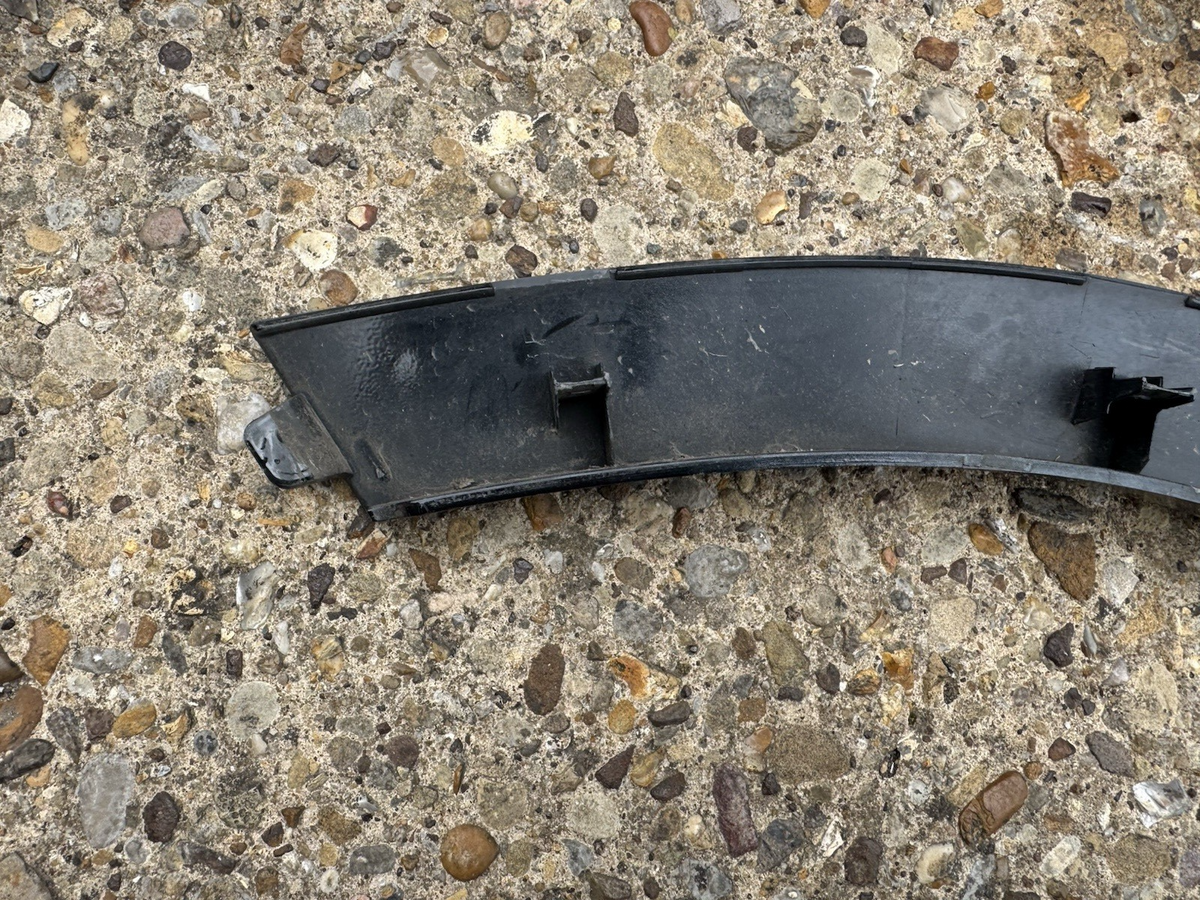 LAND ROVER DEFENDER L663 REAR left WHEEL ARCH TRIM 2020-ON L8B2-290E23AX WV-1273