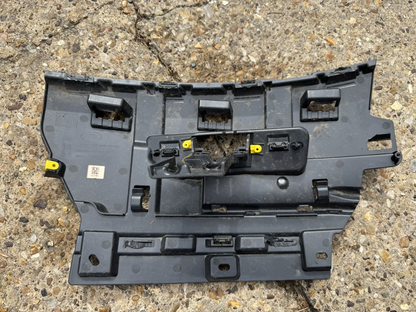 Range Rover Sport Front Bumper Right Bracket 2022 ON N9X2-17C862-A Genuine