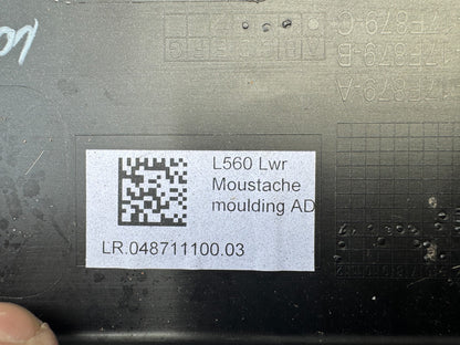 2024 RANGE ROVER L560 下八字鬍飾條 Carpathian 灰 n8a2-17f879