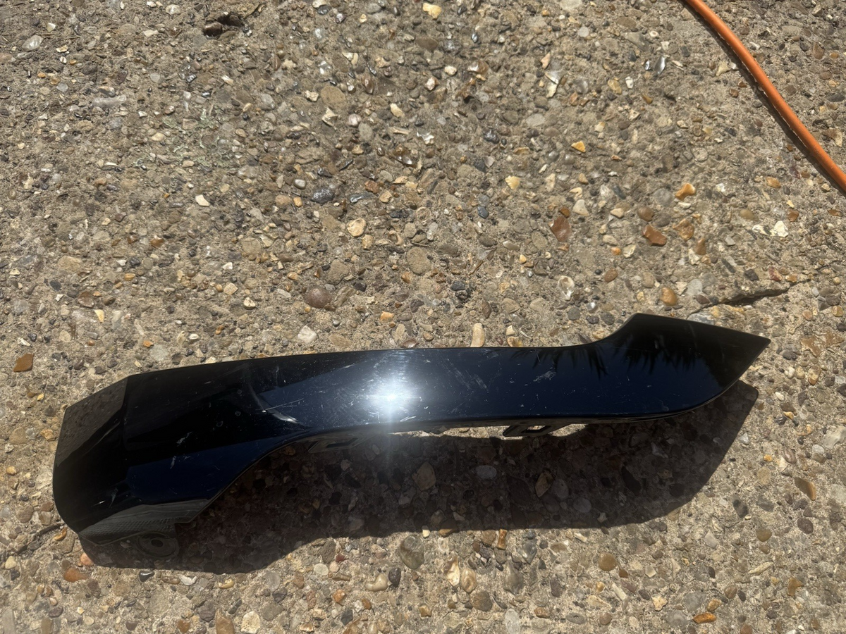 GENUINE Range Rover Evoque Front Bumper Right Trim 2019 ON K8D2-17E784-AB