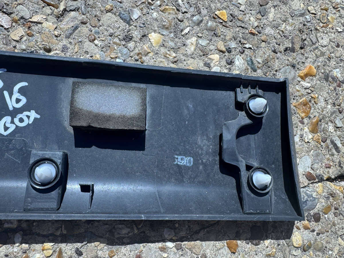 FORD TRANSIT CUSTOM 2012-22 FRONT LEFT DOOR LOWER MOULDING BK21-V20781-AFW