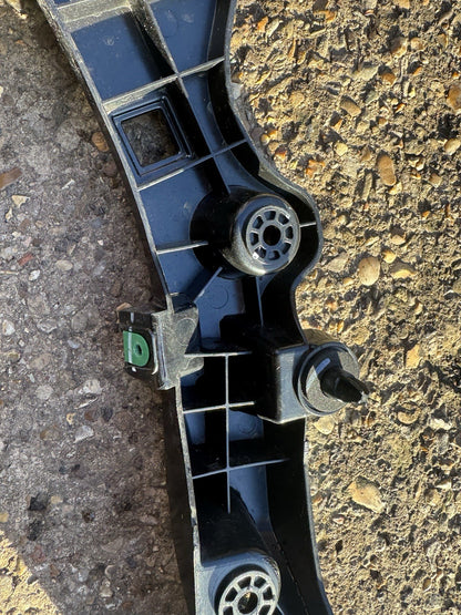 Bumper bracket Polestar 4 2025 rear right 80008668