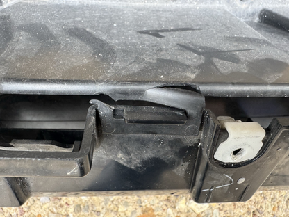 GENUINE LAND ROVER DISCOVERY 5 2017 -ON L462 FRONT BUMPER SUPPORT HY32-17A793