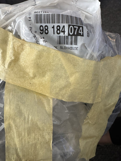 PEUGEOT 208 MK1 2018-2019 เบ้าฝาถังน้ำมัน 9818407480