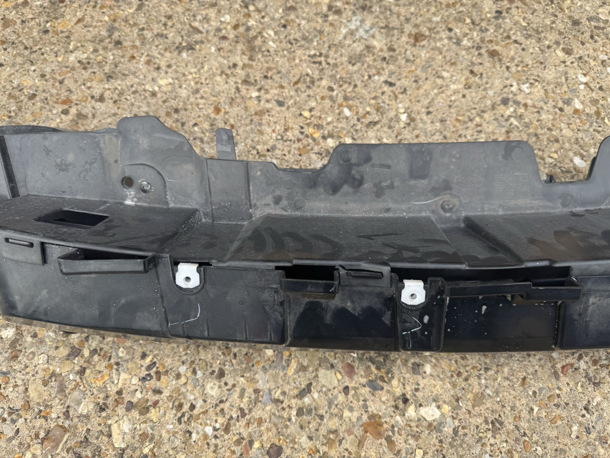 GENUINE LAND ROVER DISCOVERY 5 2017 -ON L462 FRONT BUMPER SUPPORT HY32-17A793