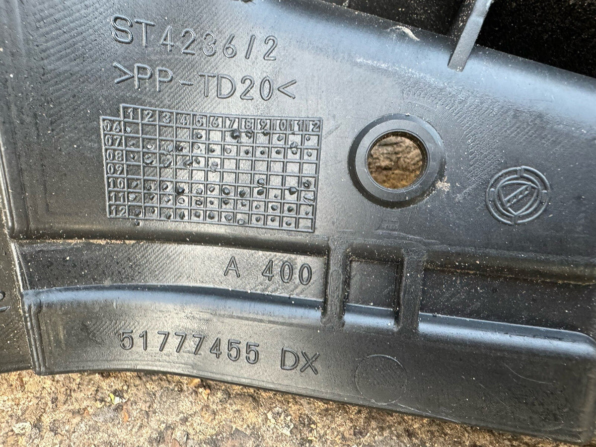 FIAT PUNTO EVO 2011 DUDUKAN BUMPER DRIVERS REAR 51777455DX