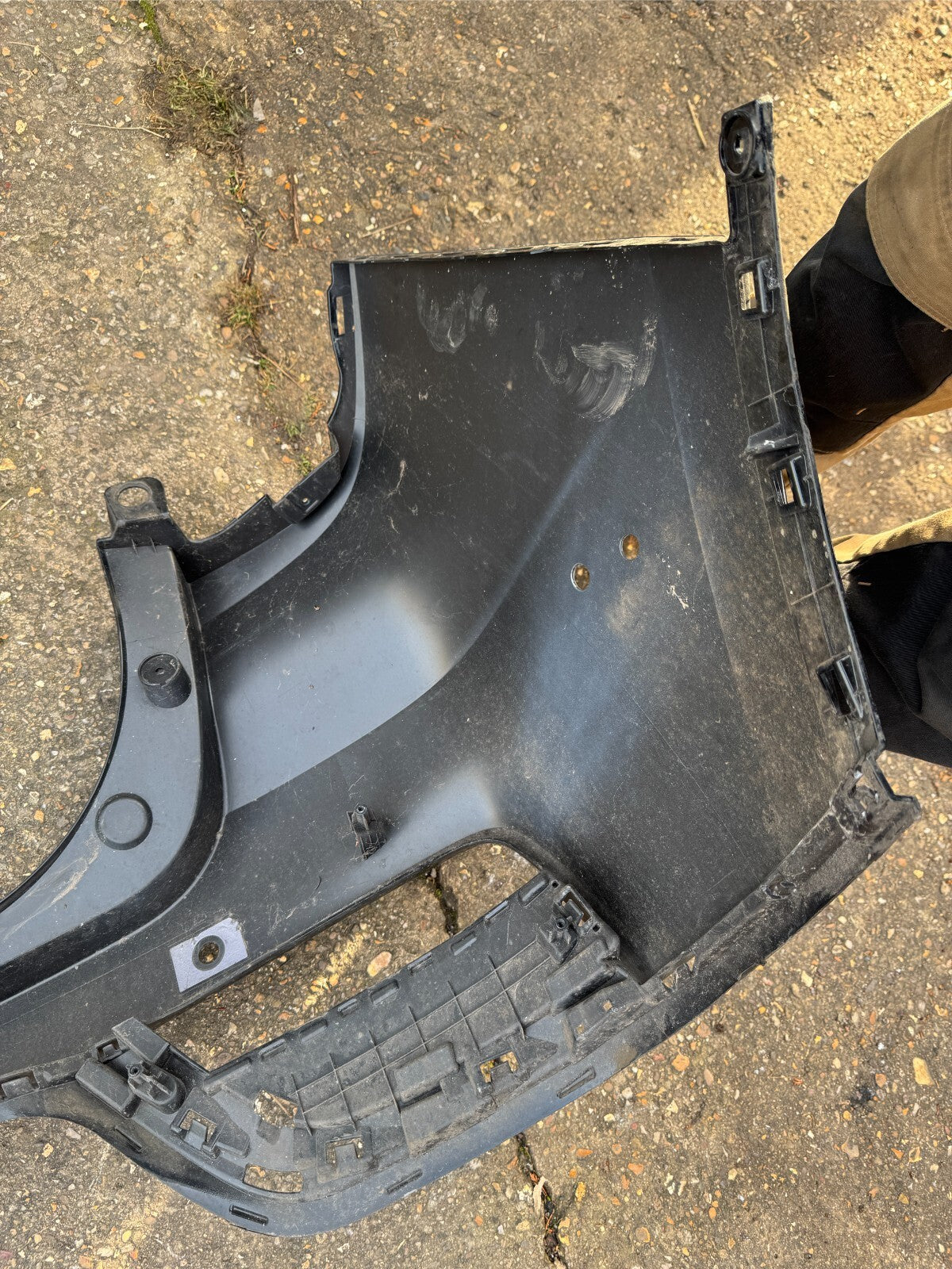 MG ZS SUV 2017-ON REAR BUMPER GENUINE (P10344162)