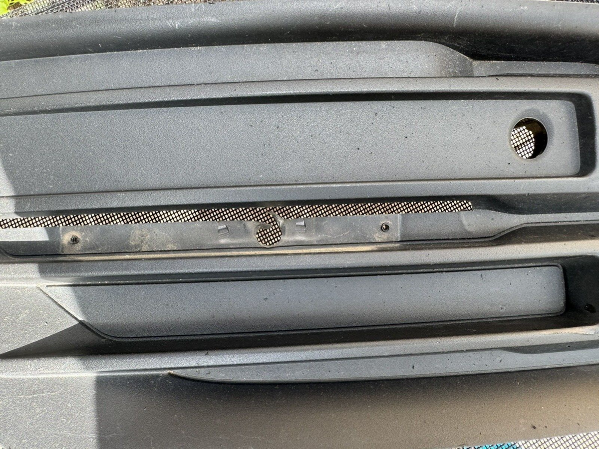 VOLVO XC90 II Front Left Bumper Grille 32345466 GENUINE