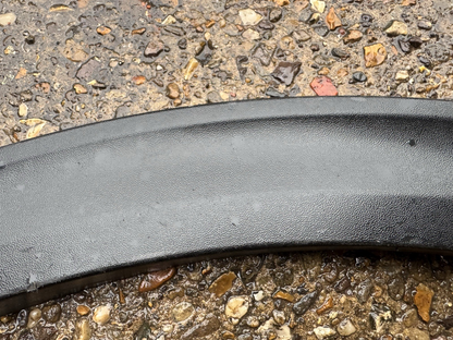 scratched KIA SPORTAGE MK4 DRIVER SIDE RIGHT FRONT WHEEL ARCH TRIM	 87714-F1000