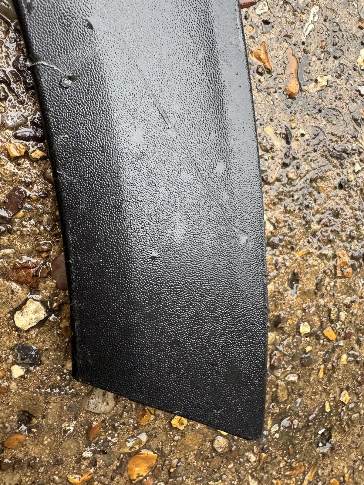 scratched KIA SPORTAGE MK4 DRIVER SIDE RIGHT FRONT WHEEL ARCH TRIM	 87714-F1000