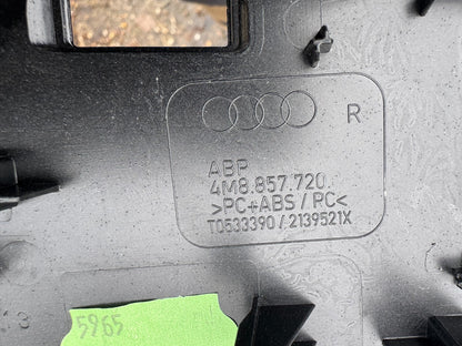 AUDI Q7 4M ỐP TRANG TRÍ BẢNG TAPLO 2022 4M8857720J Trầy xước nhẹ