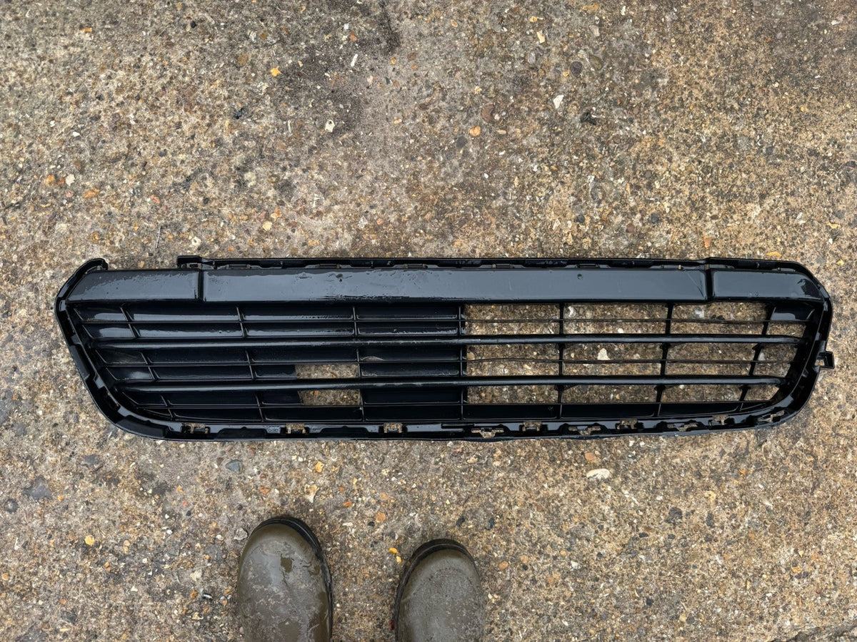 PEUGEOT 108 GRIL BUMPER DEPAN BAWAH 2014 SAMPAI 2022 53112-0H120