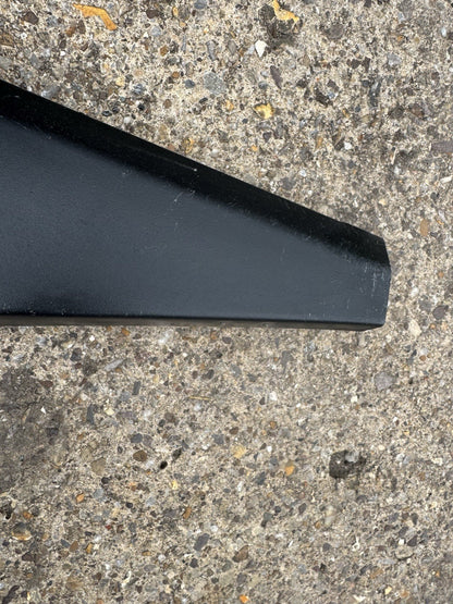 Trim pintu depan kiri 75074-42070 Toyota 2021-26
