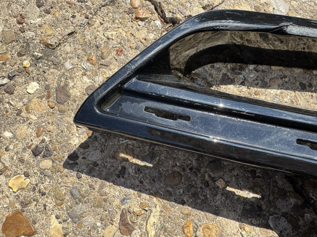 BMW 5 SERIES 2023 ONWARDS M SPORT G60 GENUINE FRONT CENTER TRIM 51115A36022