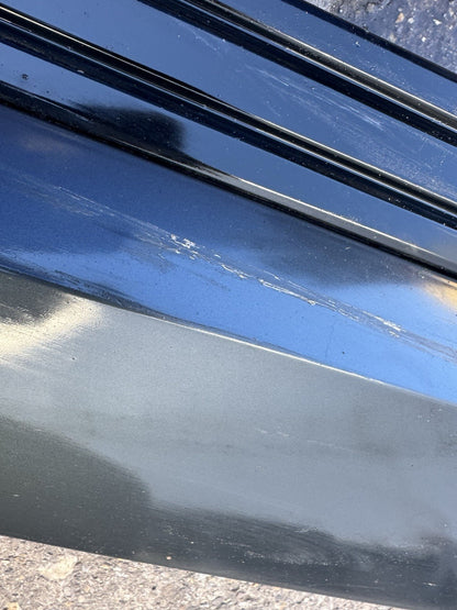RUSAK !AUDI E-TRON 2018 onwards FRONT LEFT SIDE N/S DOOR MOULDING TRIM 4KE.853.959