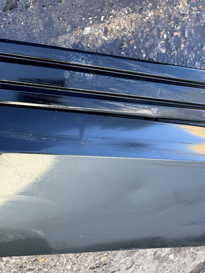 RUSAK !AUDI E-TRON 2018 onwards FRONT LEFT SIDE N/S DOOR MOULDING TRIM 4KE.853.959