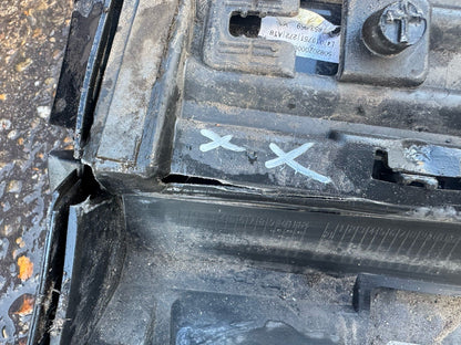 RUSAK !AUDI E-TRON 2018 onwards FRONT LEFT SIDE N/S DOOR MOULDING TRIM 4KE.853.959