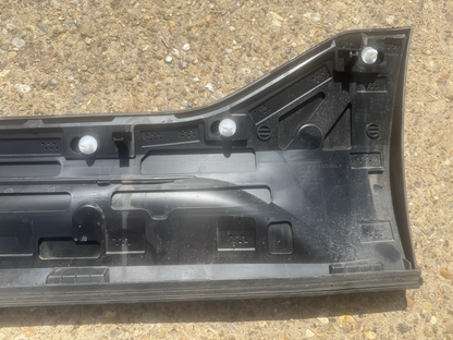 VOLVO XC40 TRIM DOOR FRONT RH Genuine 32409193