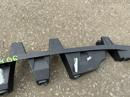 BREKET BUMPER BELAKANG JAGUAR F PACE X761 2015 onwards HK8317E855AE