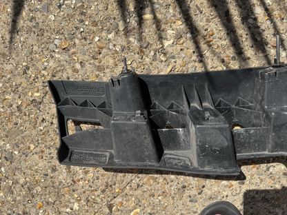 8x0.807.385 audi bumper trim 2009 on