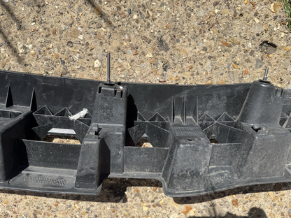 8x0.807.385 audi bumper trim 2009 on
