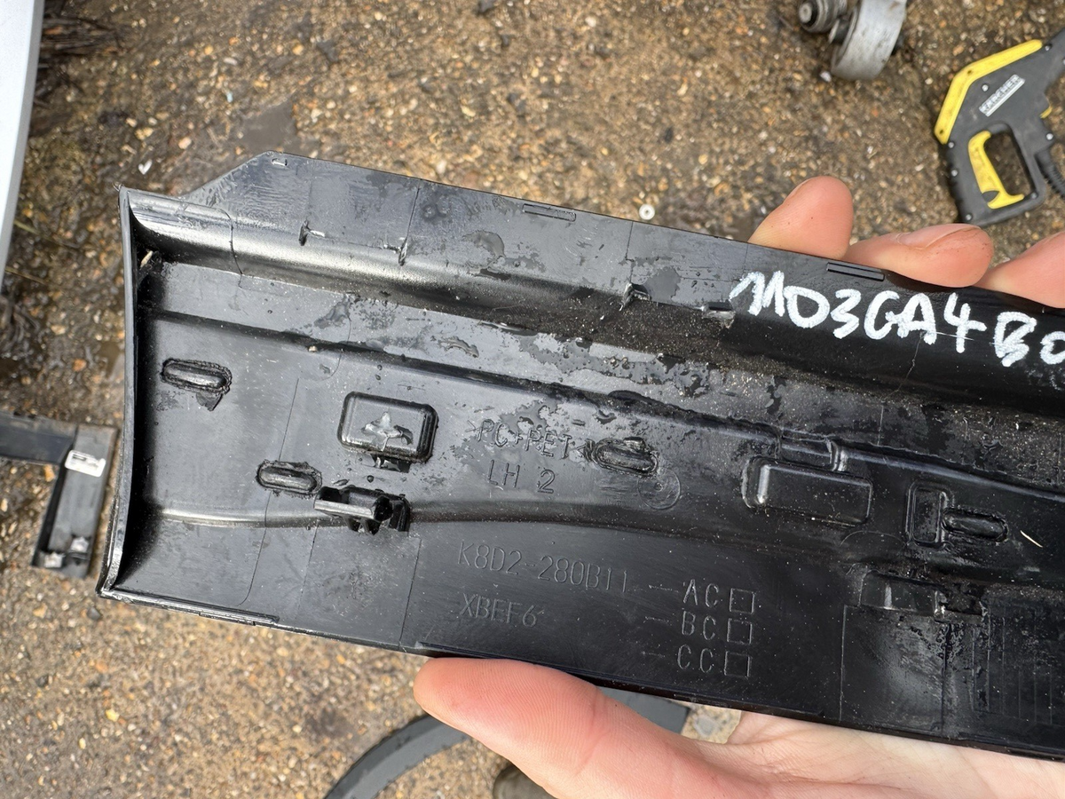 RANGE ROVER EVOQUE L551 N/S PASSENGER SIDE LEFT 葉子板飾條 K8D2-280B11-AC