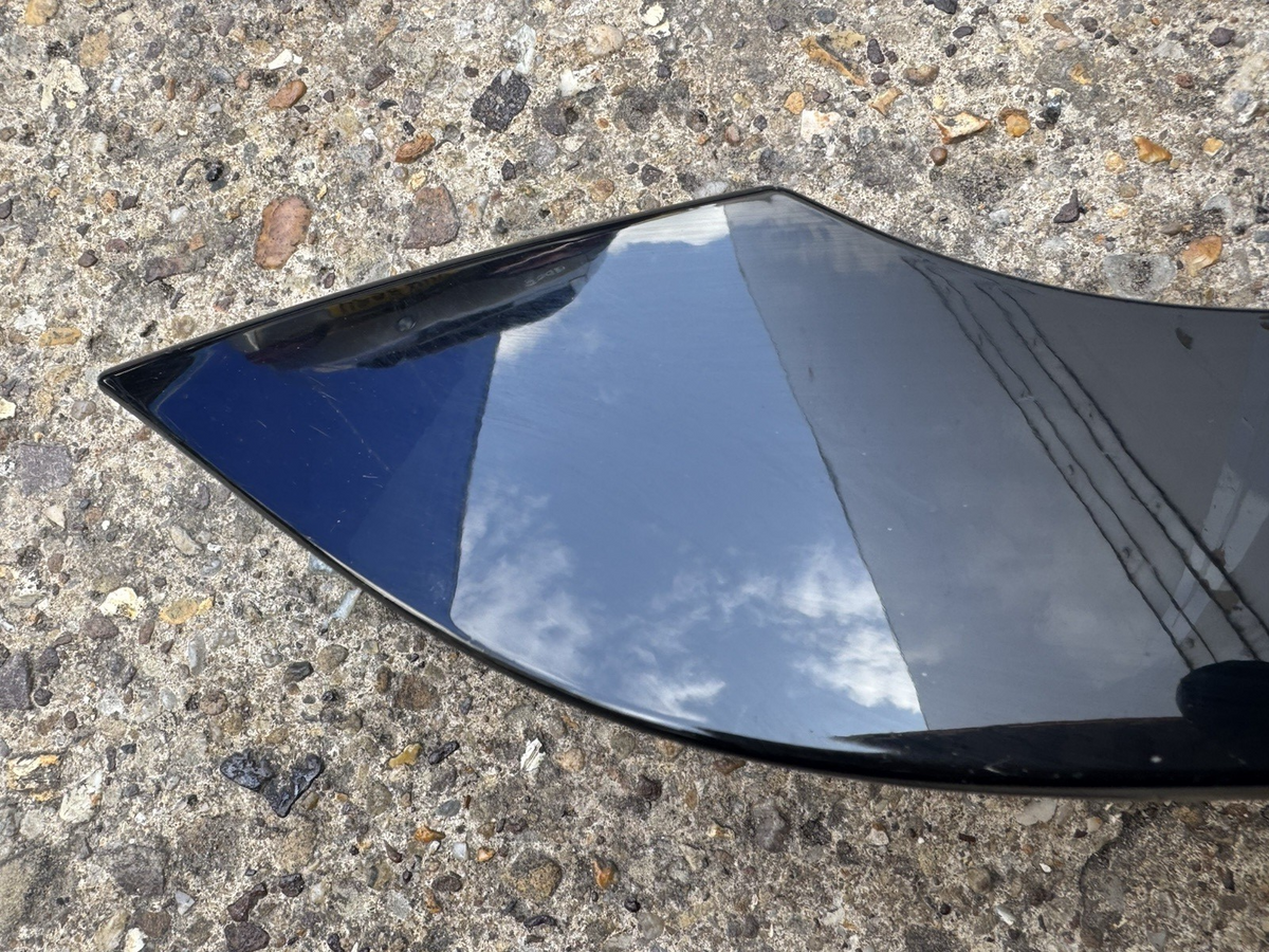Range Rover Evoque Front Bumper Left Trim 2019 ON K8D2-17E785-AB Genuine