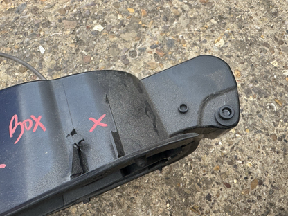 damaged 2019- RANGE ROVER L460 FUEL FILLER DOOR GAS LID FLAP m8e2-27936