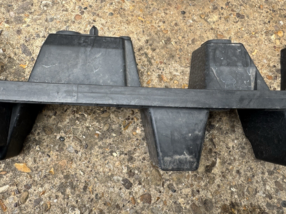 JAGUAR F-PACE X761 Rear Middle Bumper Support  Bracket  HK83-17E855-AE (N235)