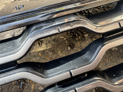RANGE ROVER EVOQUE ORIGINAL L551 GRILL BUMPER DEPAN 2019 ke atas K8D2-8C436-A