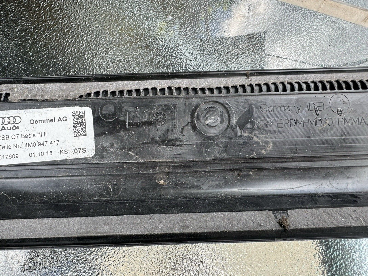 Audi Q7 2018 Nsr Passengers Rear Left Sill Trim Cover 4M0947417