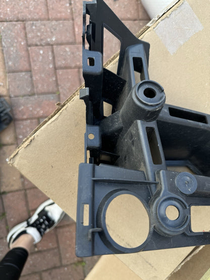PEUGEOT 3008 ขายึดกันชนหลัง ซ้าย PASSENGER SIDE MK2 2016 - 22 9810591580