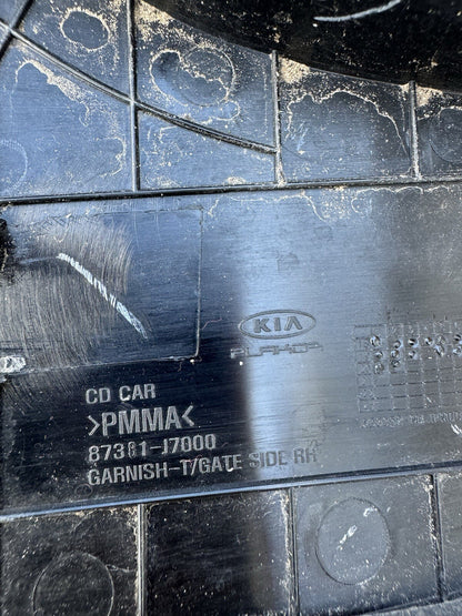 Trim pintu bagasi untuk Kia Ceed 2018 87381J7000 RH