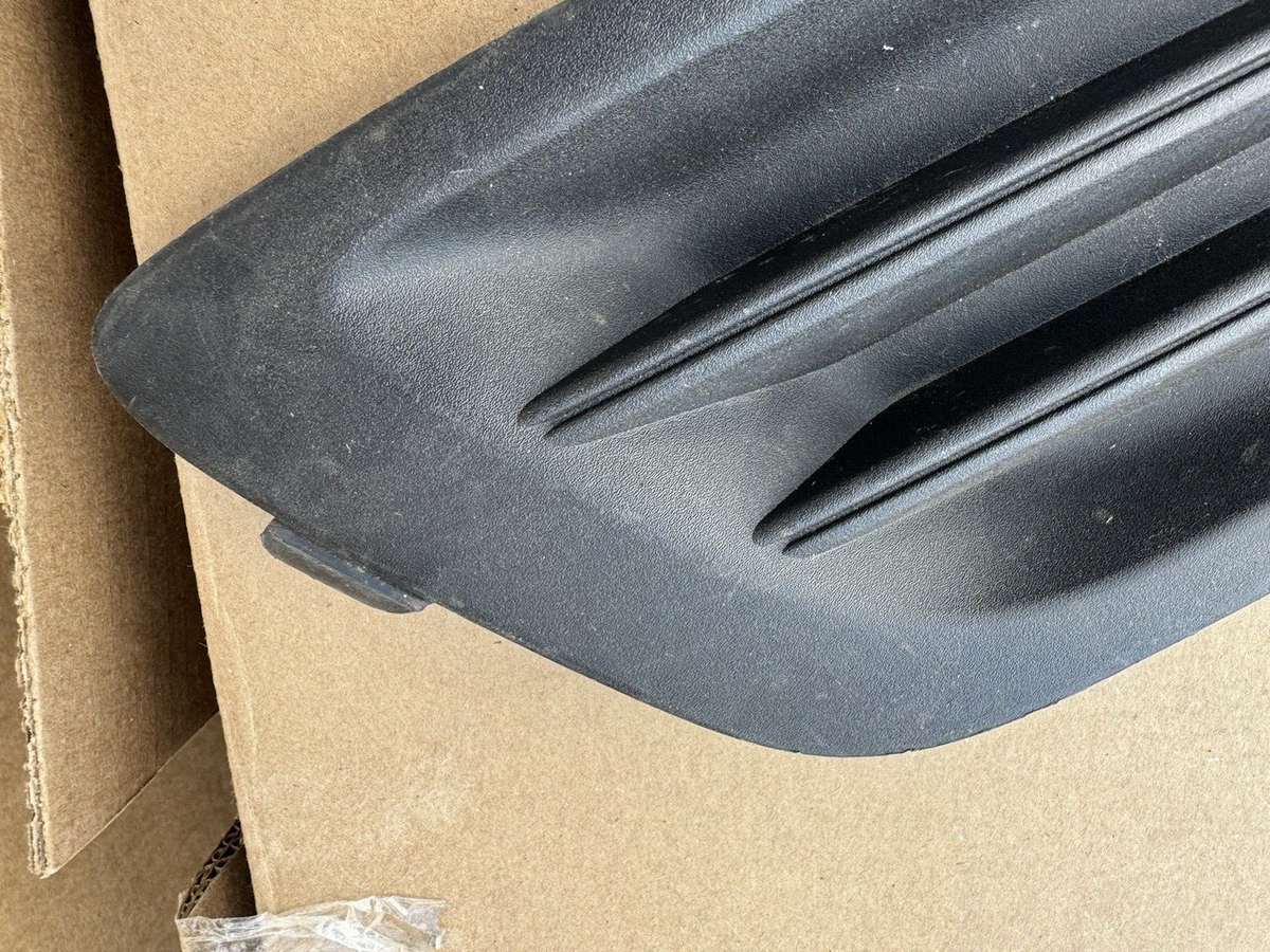 2012-2017 MK7 FL FORD FIESTA คิ้วกันชนหน้า RH Drivers Side C1BB15A222A