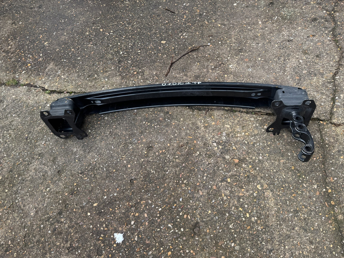 LAND ROVER RANGE ROVER VELAR L560 Cốt Sắt Ba Đờ Sốc Sau J8A2-17906-AE