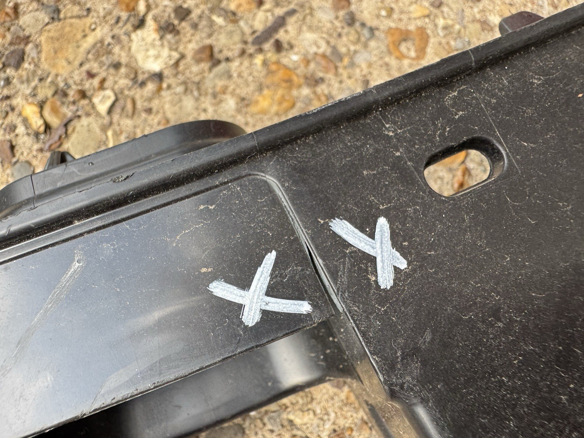 Range Rover Evoque L551 Rear Bumper Bracket 2019 ON K8D2-17E855-A Genuine