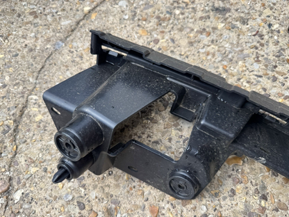 Range Rover Evoque L551 Rear Bumper Bracket 2019 ON K8D2-17E855-A Genuine