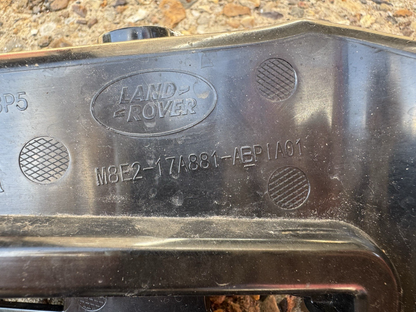 RANGE ROVER VOGUE L460 REAR BUMPER RIGHT BRACKET 2022-ON LR151053 m8e2-17a881