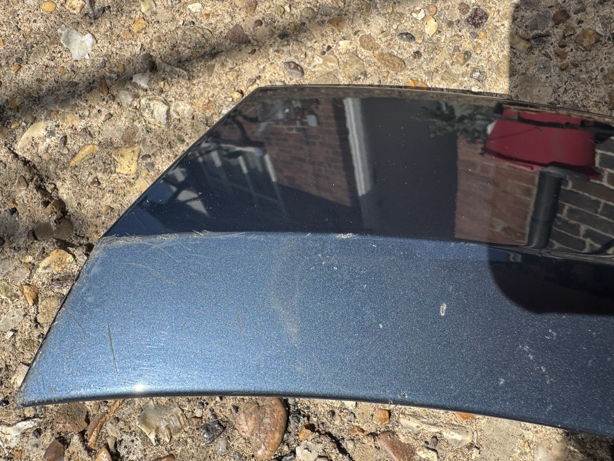 OEM VOLVO XC60 R DESIGN FRONT RIGHT BUMPER PDC ARCH TRIM 2018-ON 31650213