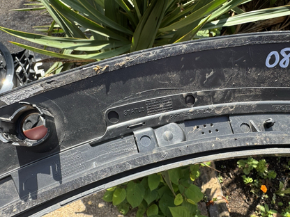 OEM VOLVO XC60 R DESIGN FRONT RIGHT BUMPER PDC ARCH TRIM 2018-ON 31650213