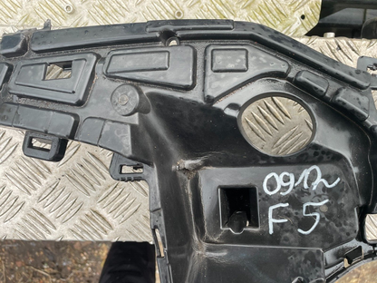 Mount Bracket - Volvo (32227397) RH