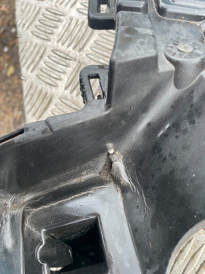 Mount Bracket - Volvo (32227397) RH