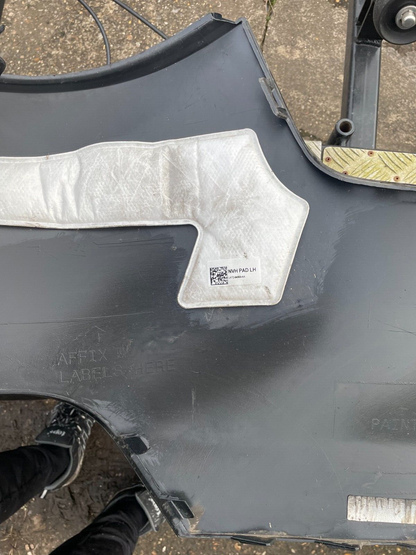 Land Rover Discovery Sport L550 N/S Rear Bumper Corner