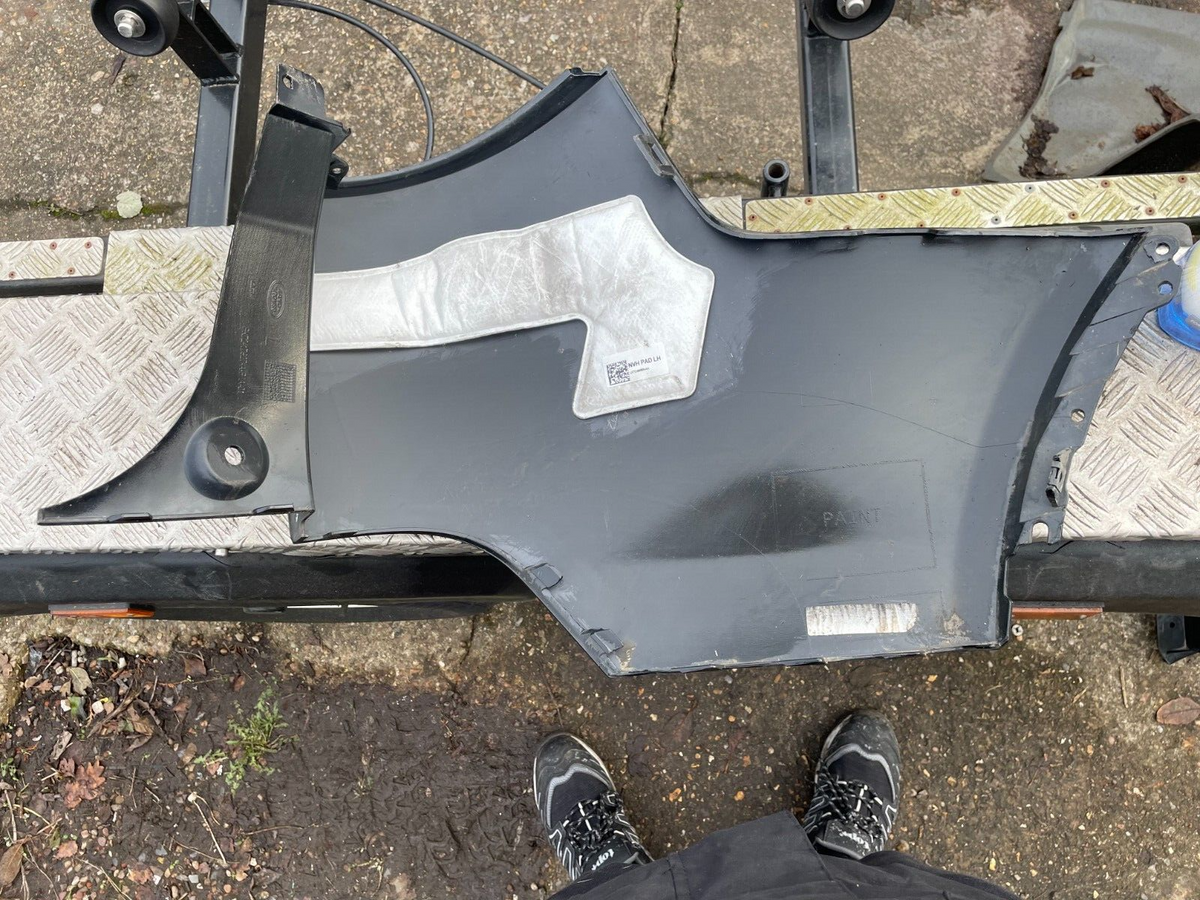 Land Rover Discovery Sport L550 N/S Rear Bumper Corner